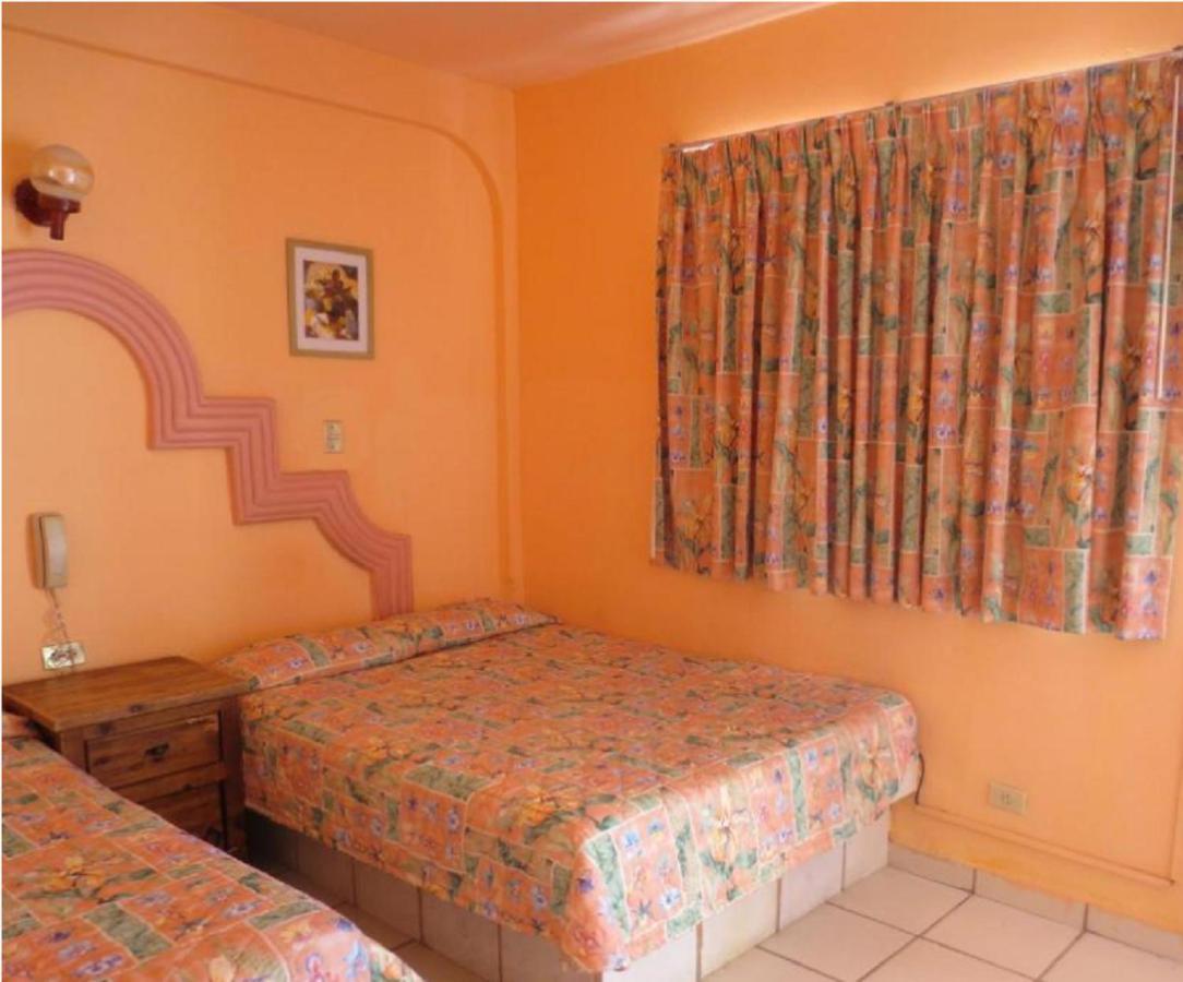 Hotel Plaza Penasco Puerto Peñasco エクステリア 写真